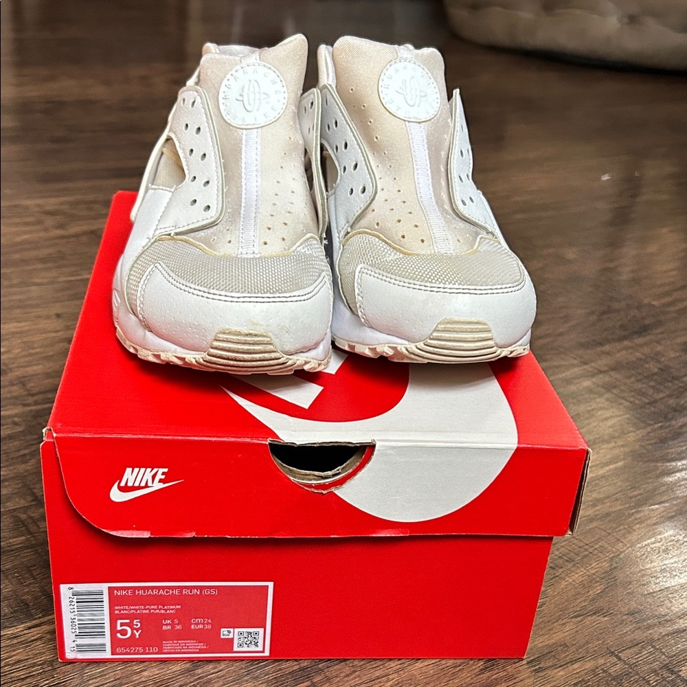 Nike Kids Huarache Run Sneakers in White & Platinum